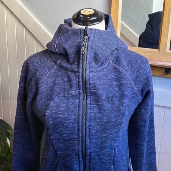 Lululemon Scuba Hoodie Classic Cotton Fleece
Heathered Speckled Black / Blue - Picture 6 of 11